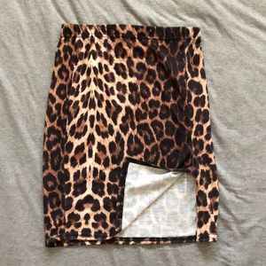 H&M Skirts - H&M CHEETAH SKIRT H&M Skirts - H&M CHEETAH SKIRT